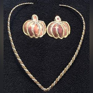 Vintage Copper 2 toned Pumpkin Earrings with Copper 2 toned Necklace